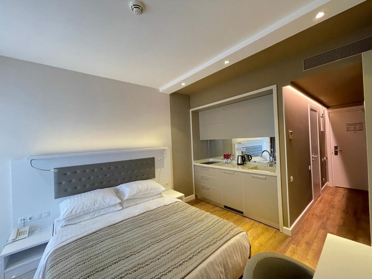 Batumi Continental Apartments Экстерьер фото